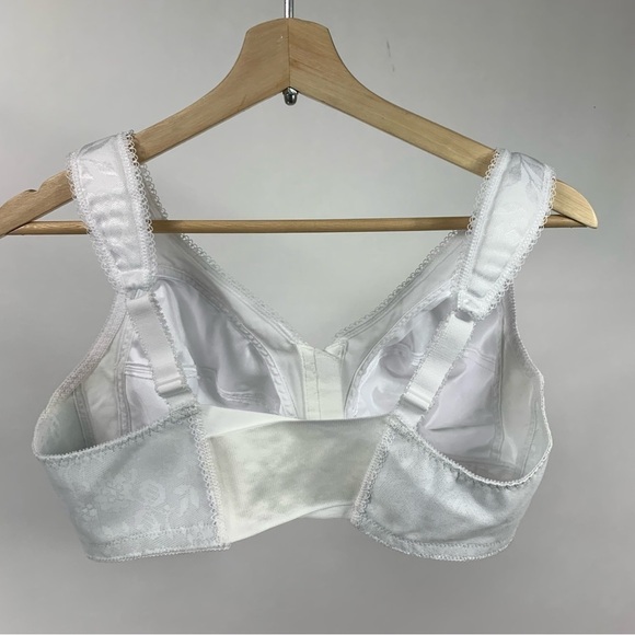 PLAYTEX 18 Hour Original Comfort Strap Wire-Free Shaping Satin Supportive Bra - Picture 7 of 9